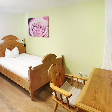 Restaurant-Café-Pension Himmel Landshut Bagian luar foto