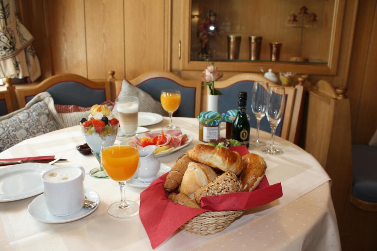 Restaurant-Café-Pension Himmel Landshut Bagian luar foto